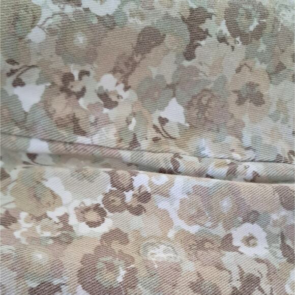 GLORIA VANDERBILT Beige Floral Jeans Size 12 Amanda Stretch Straight Leg Cottage - Picture 4 of 9